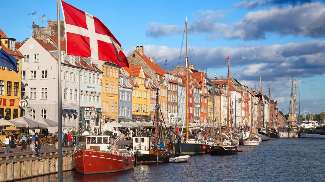 Colorful houses at Nyhavn, Copenhagen, Denmark