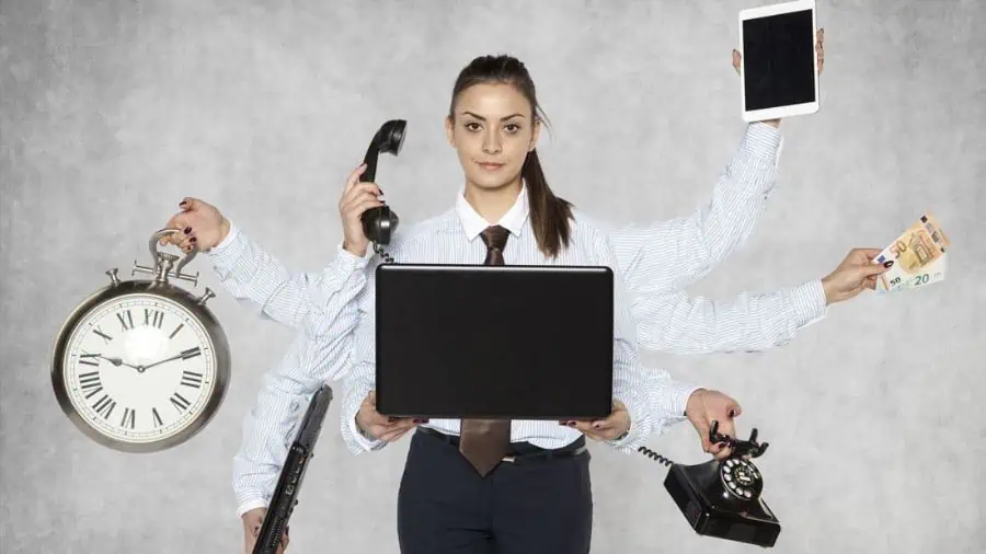 Young lady managing, measuring and monitoring employee time and attendance